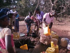 The hand dug well at Kangodaga
